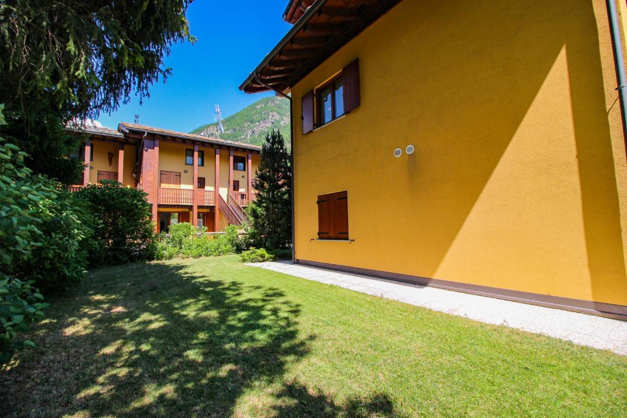 Villetta Periax - Affitti Brevi Italia Champoluc Buitenkant foto
